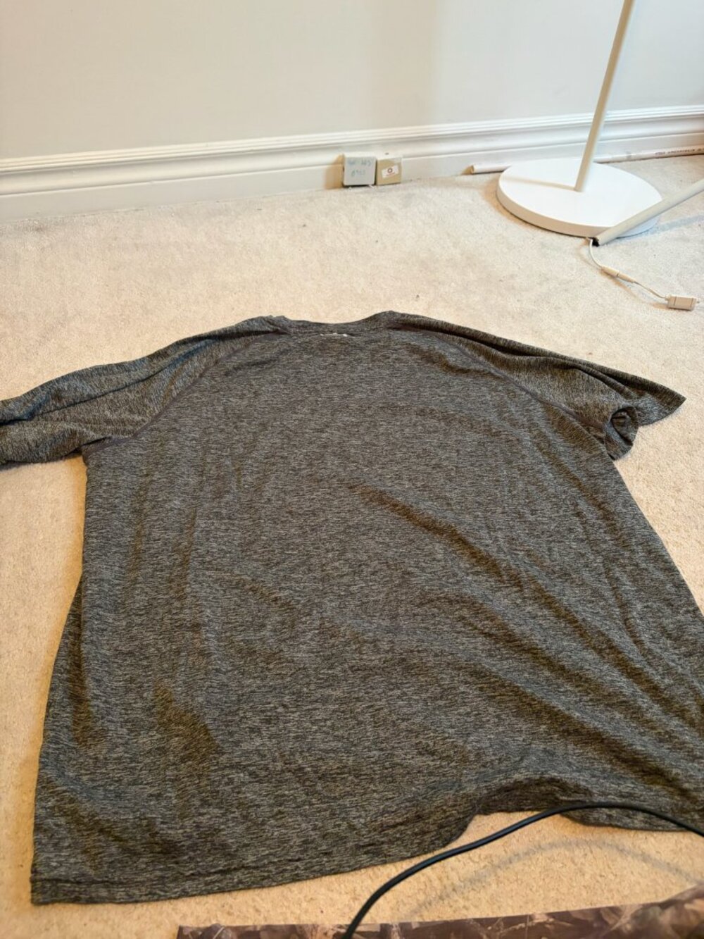 Under Armour HEATGEAR Heather Gray Loose Tee Men's XL